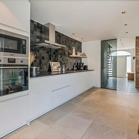 Maison Odett - Fully Renovated House For 10 People