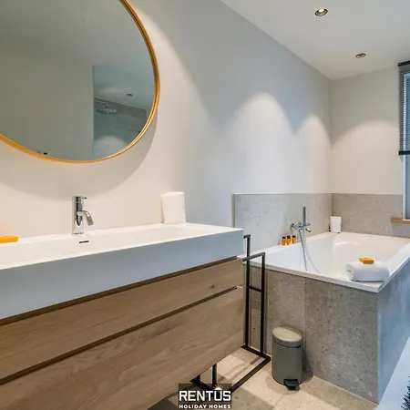 Maison Odett - Fully Renovated House For 10 People Nieuwpoort